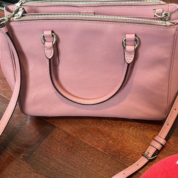 Coach purse. - Picture 5 of 6